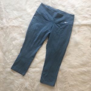 Nike Dusty Blue Workout Capri Lengthed Leggings